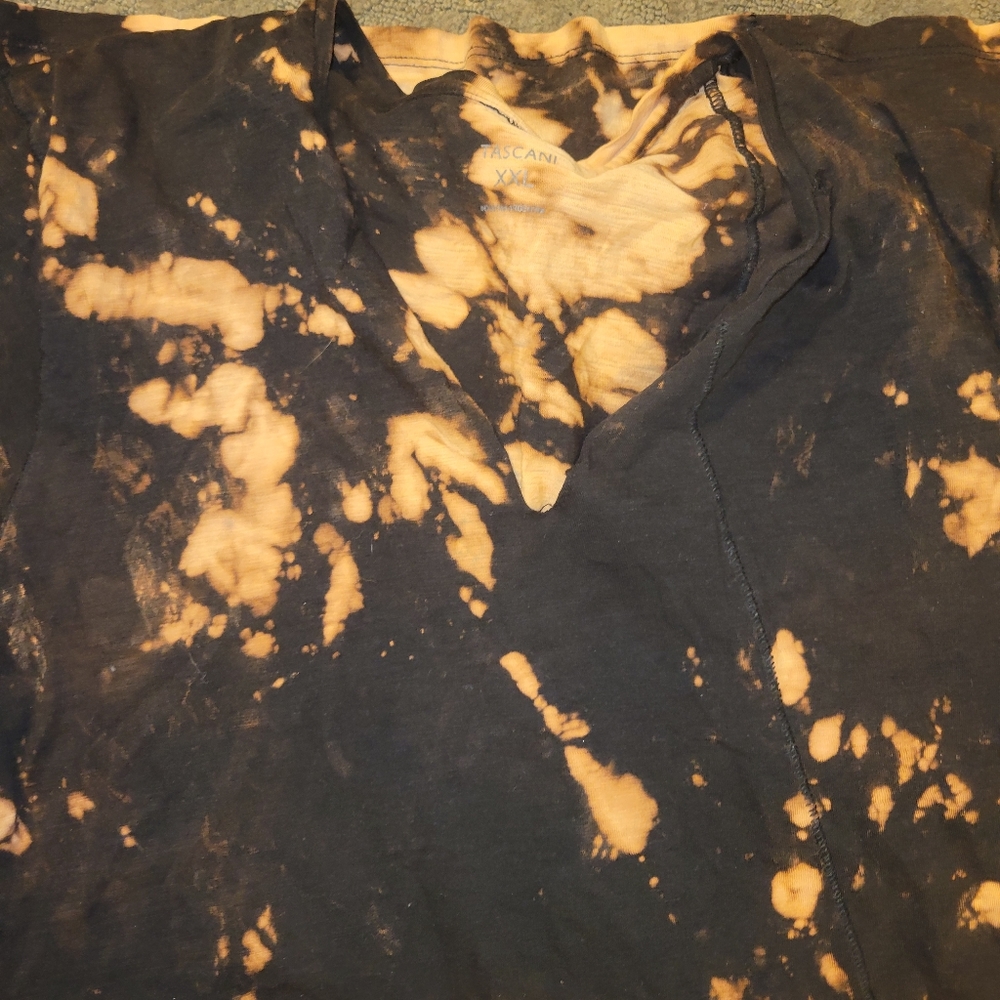 tshirt - Picture 2 of 2